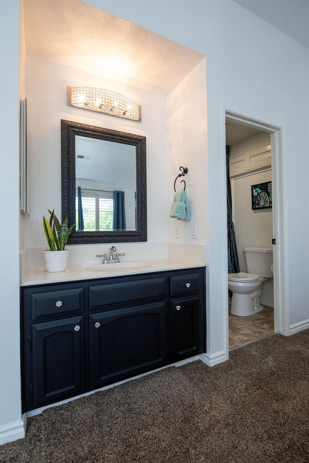 672 Shadowview Court