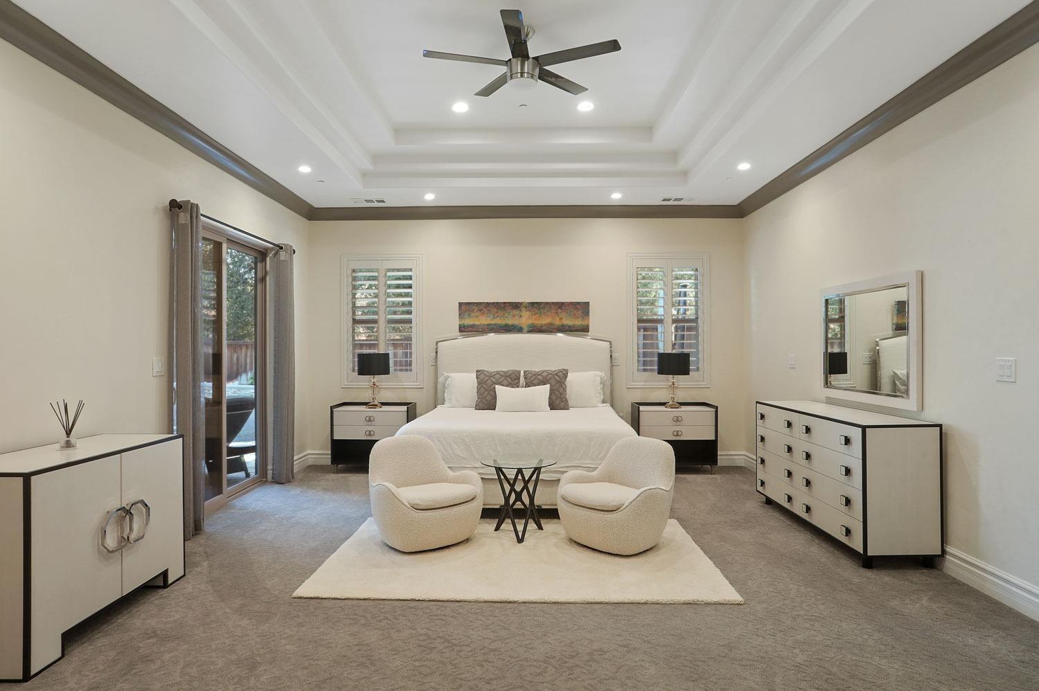 10450 Foxmeadow Court