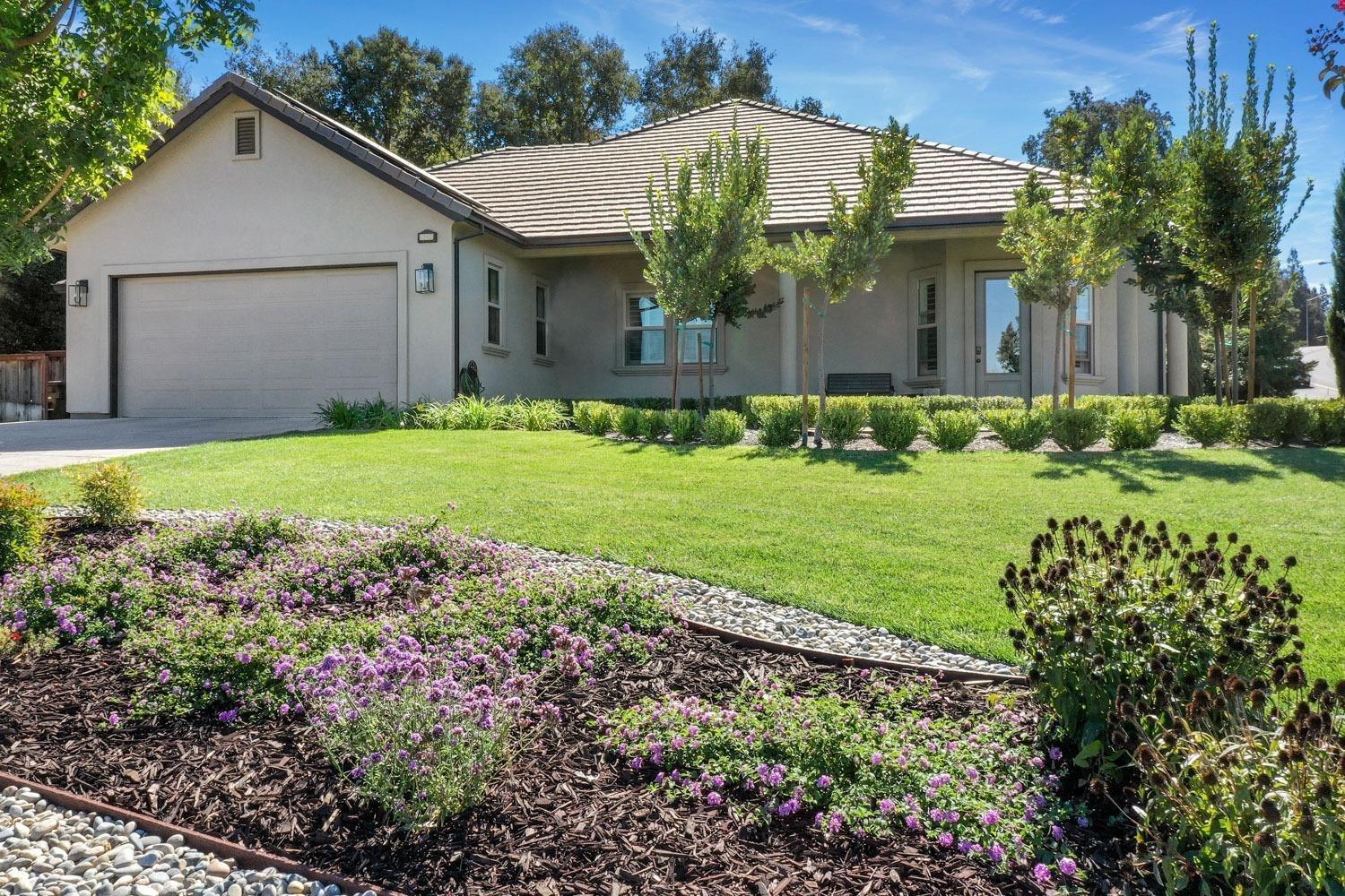 10450 Foxmeadow Court