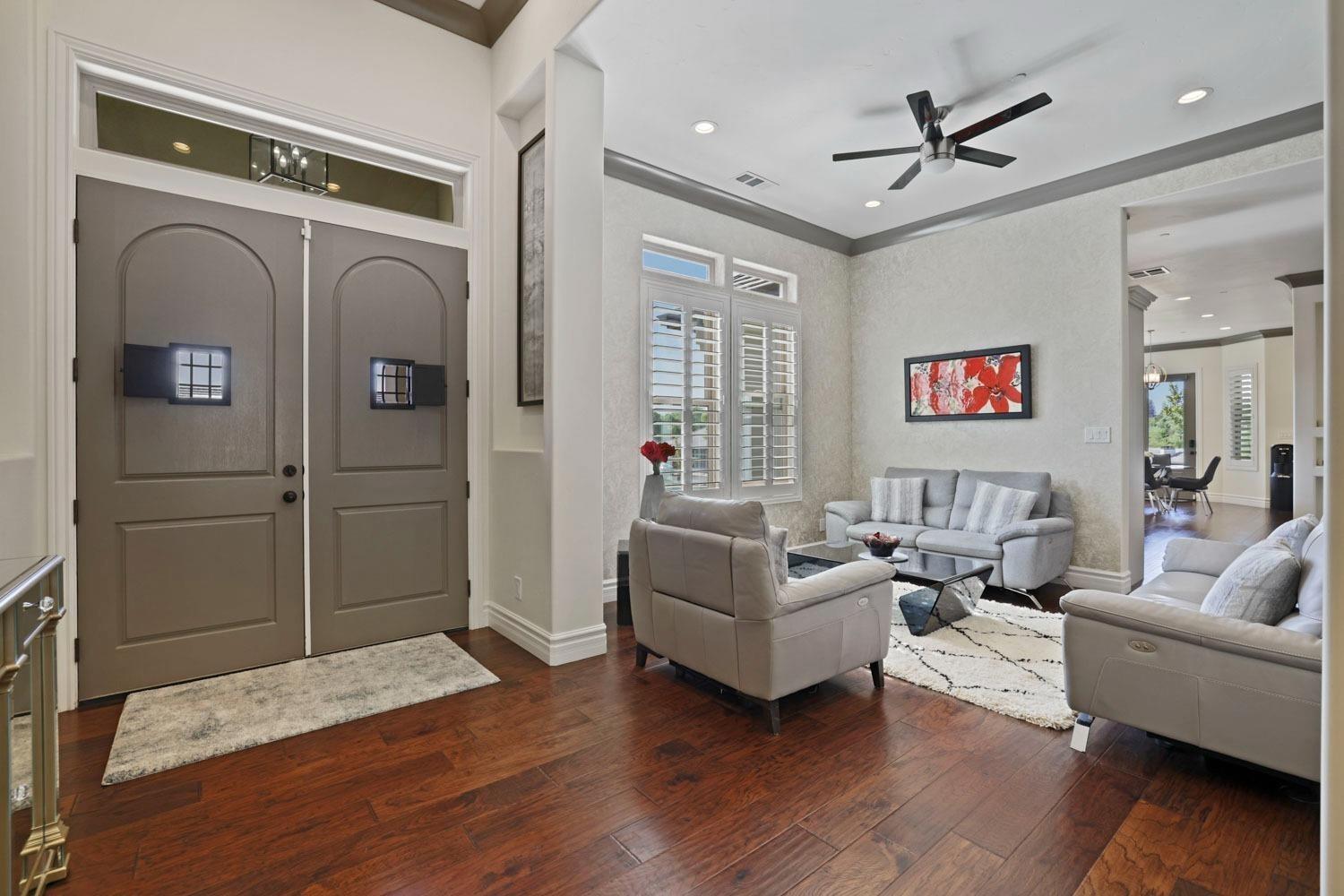 10450 Foxmeadow Court