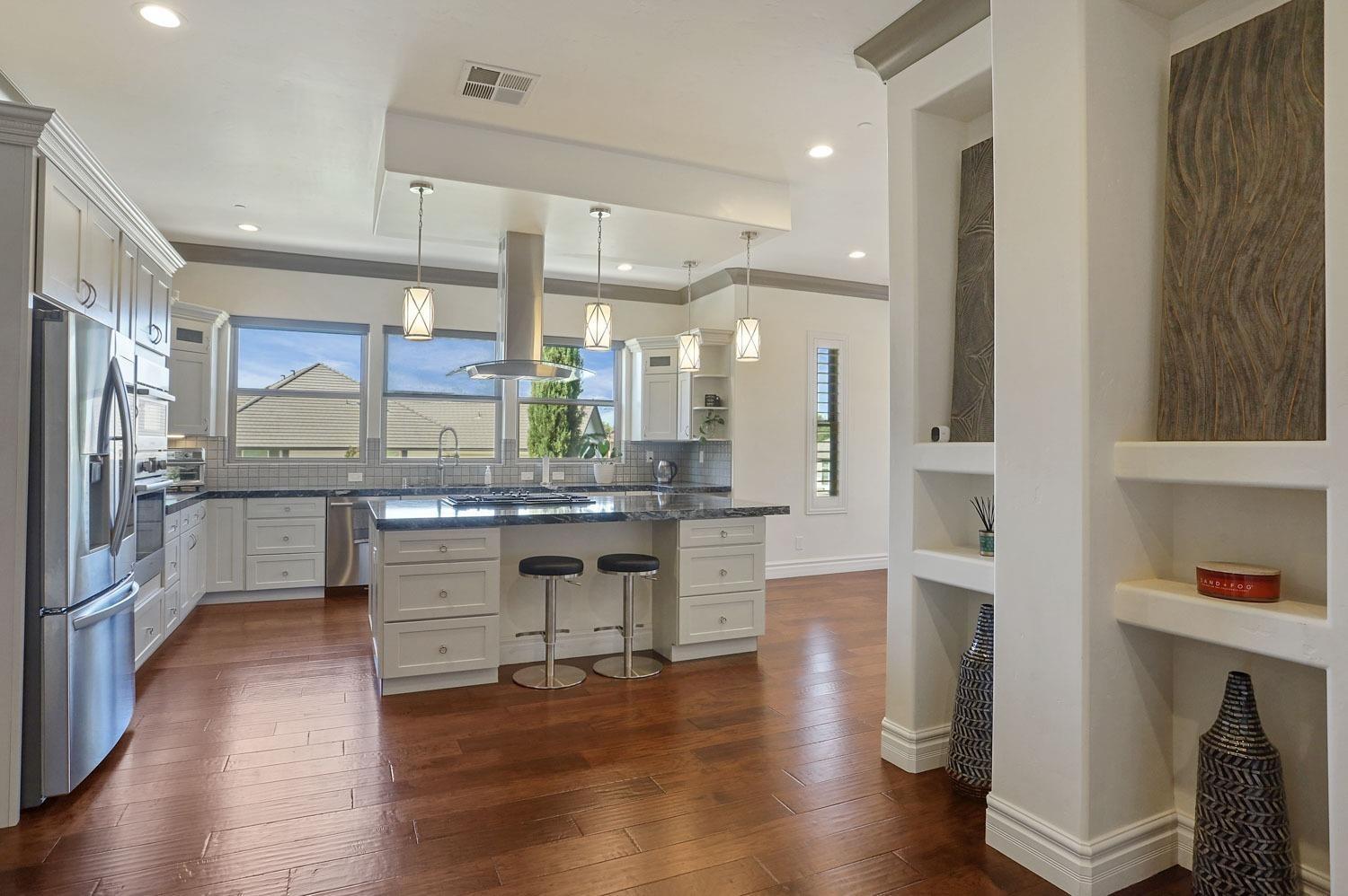 10450 Foxmeadow Court