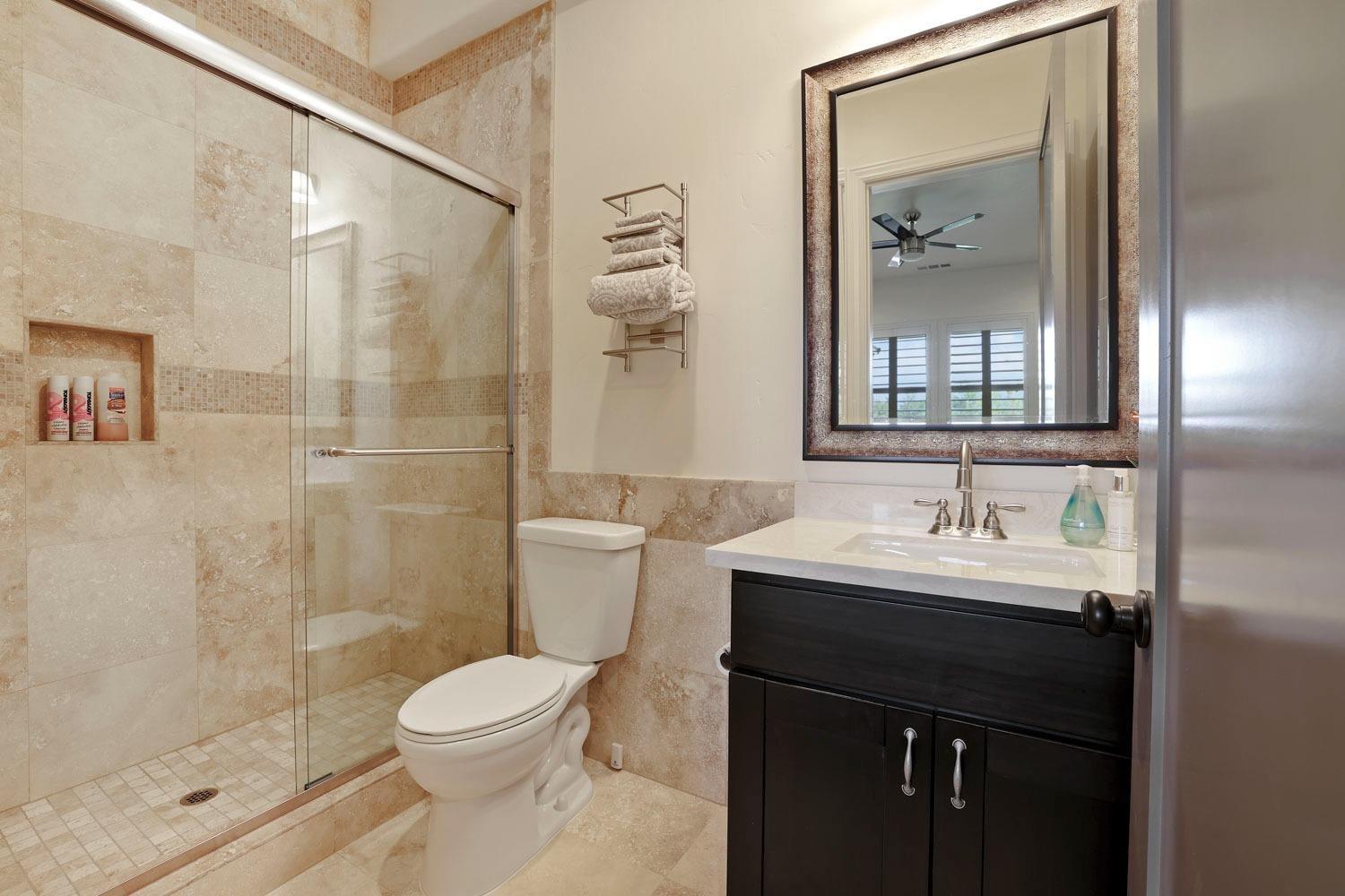 10450 Foxmeadow Court