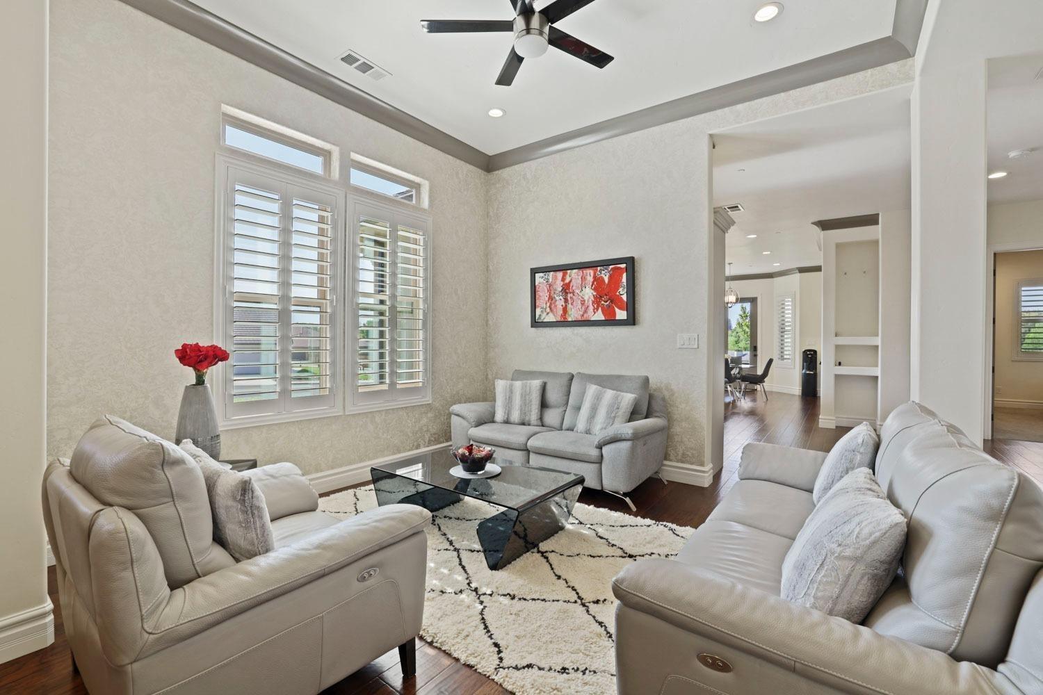 10450 Foxmeadow Court