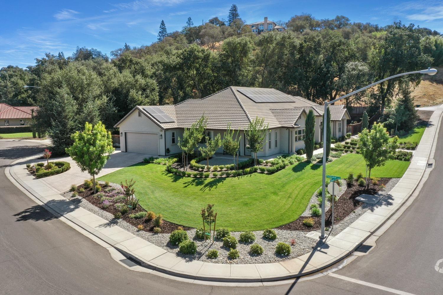 10450 Foxmeadow Court