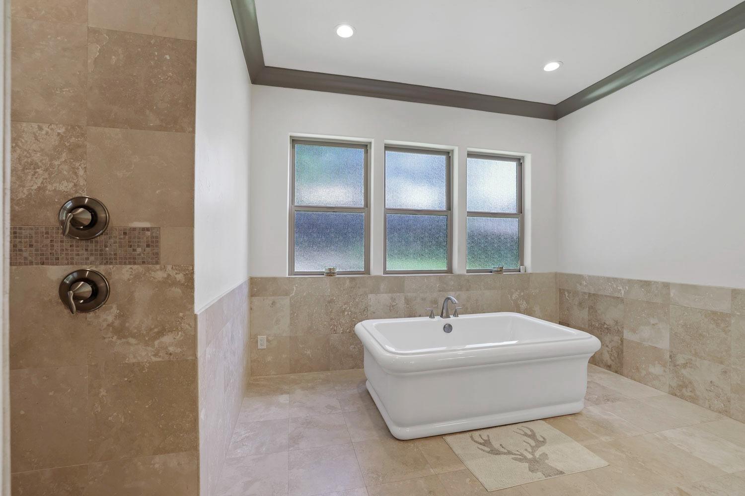 10450 Foxmeadow Court