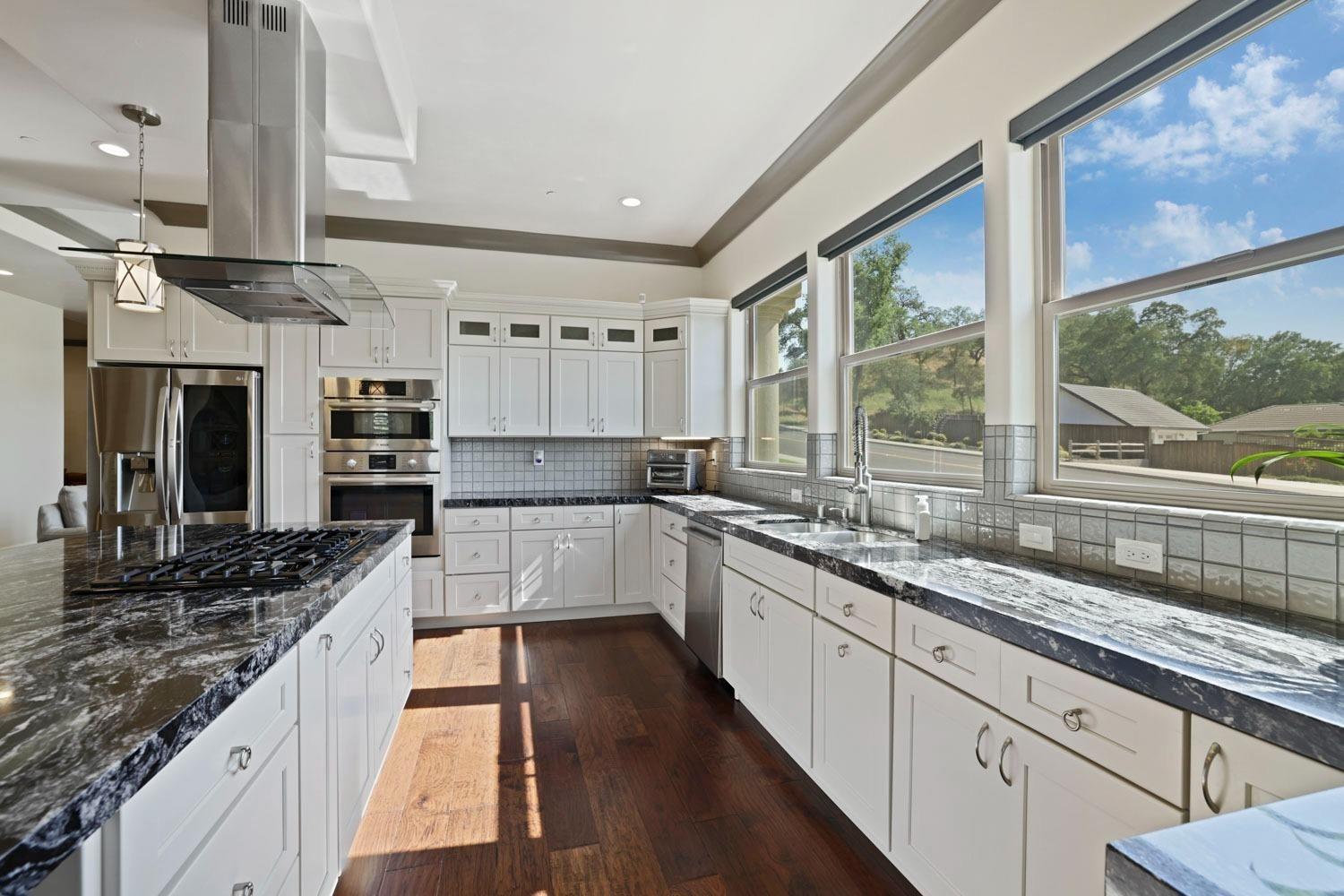 10450 Foxmeadow Court