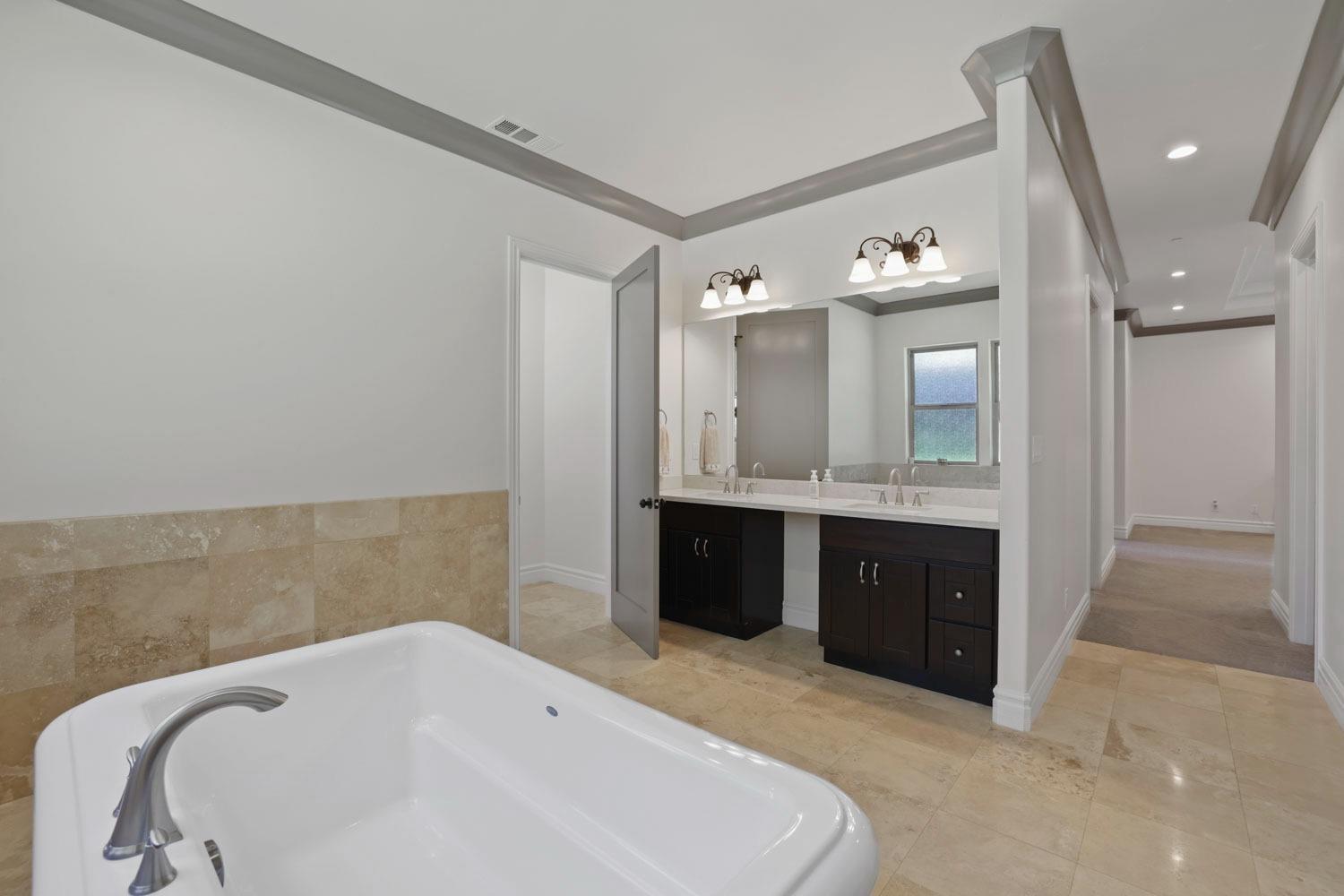 10450 Foxmeadow Court