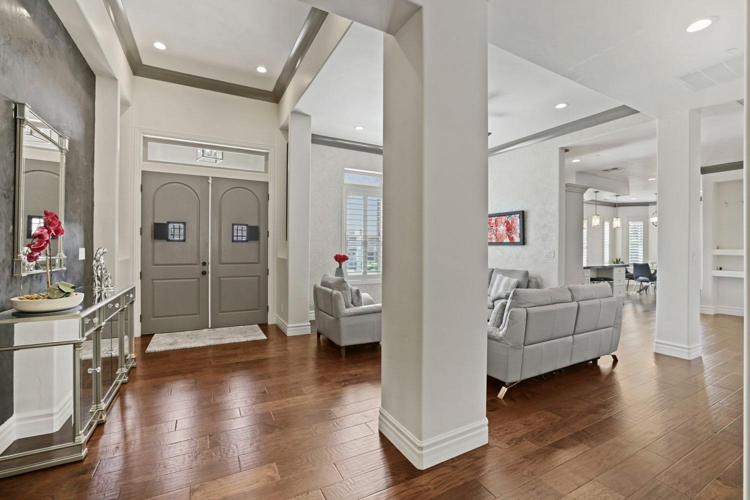 10450 Foxmeadow Court