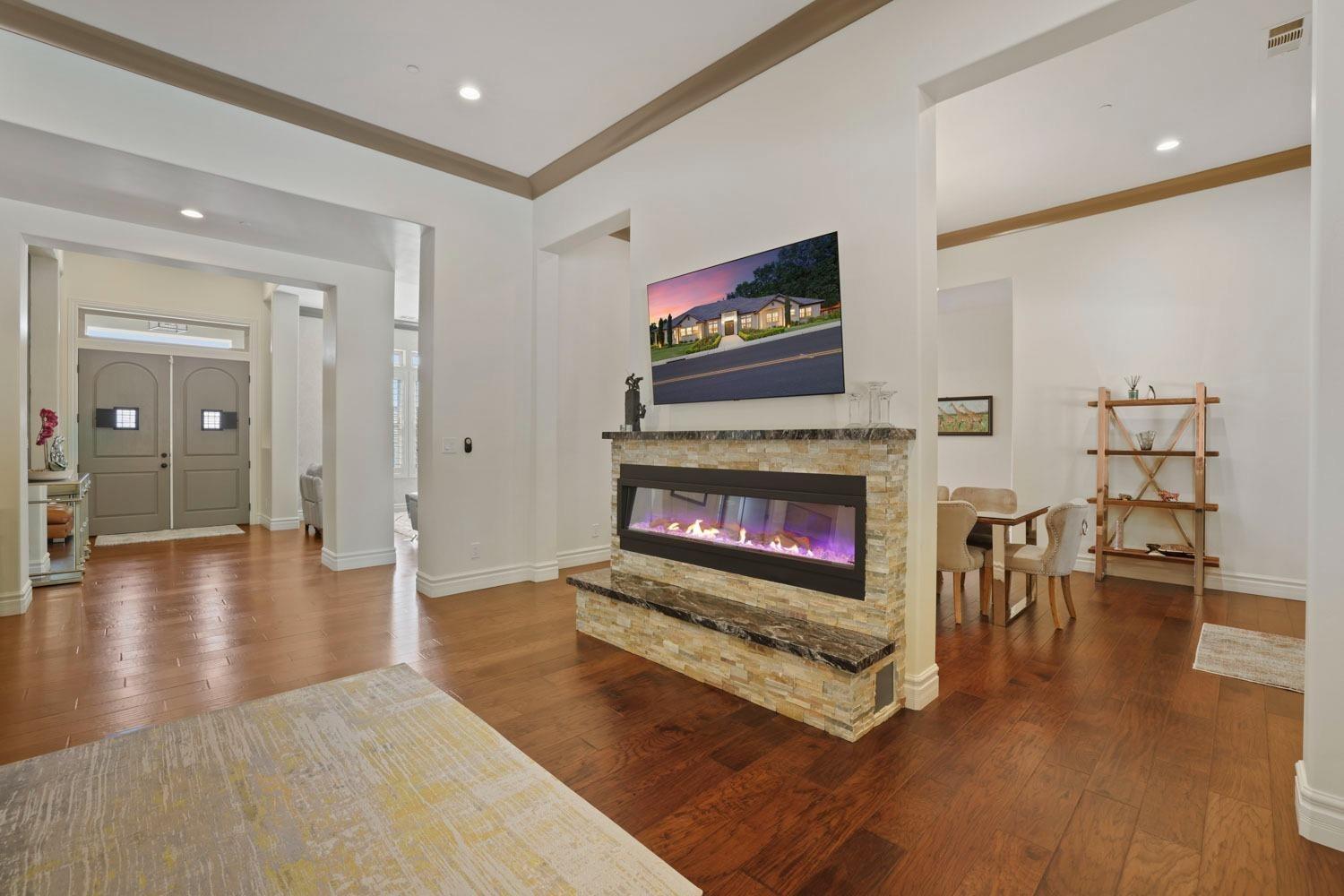 10450 Foxmeadow Court