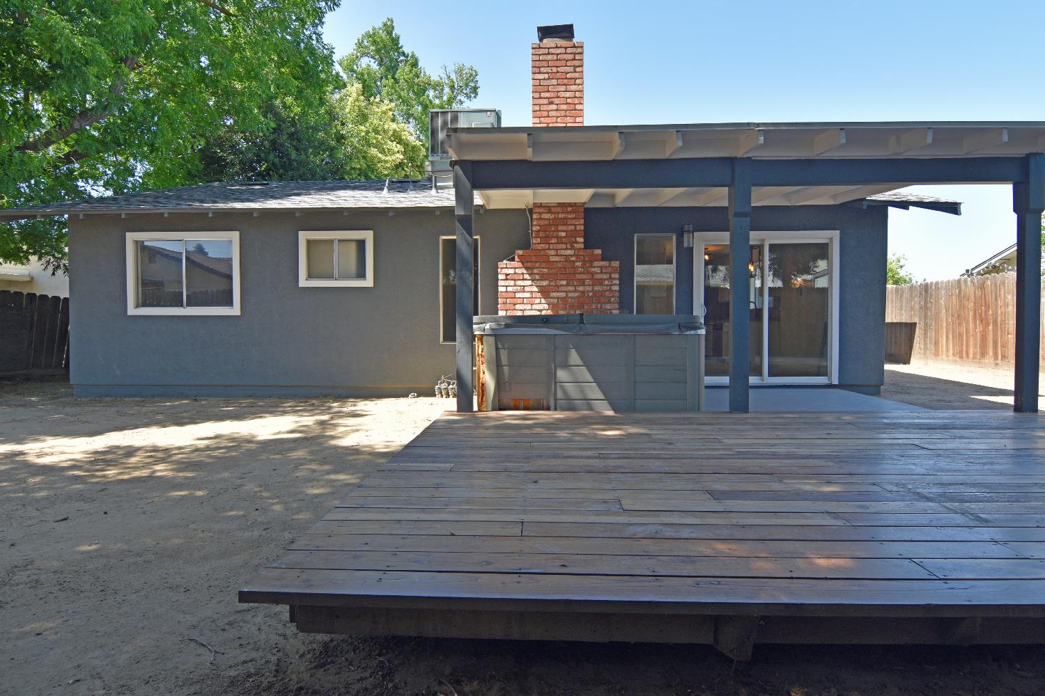 720 Bluefield Avenue