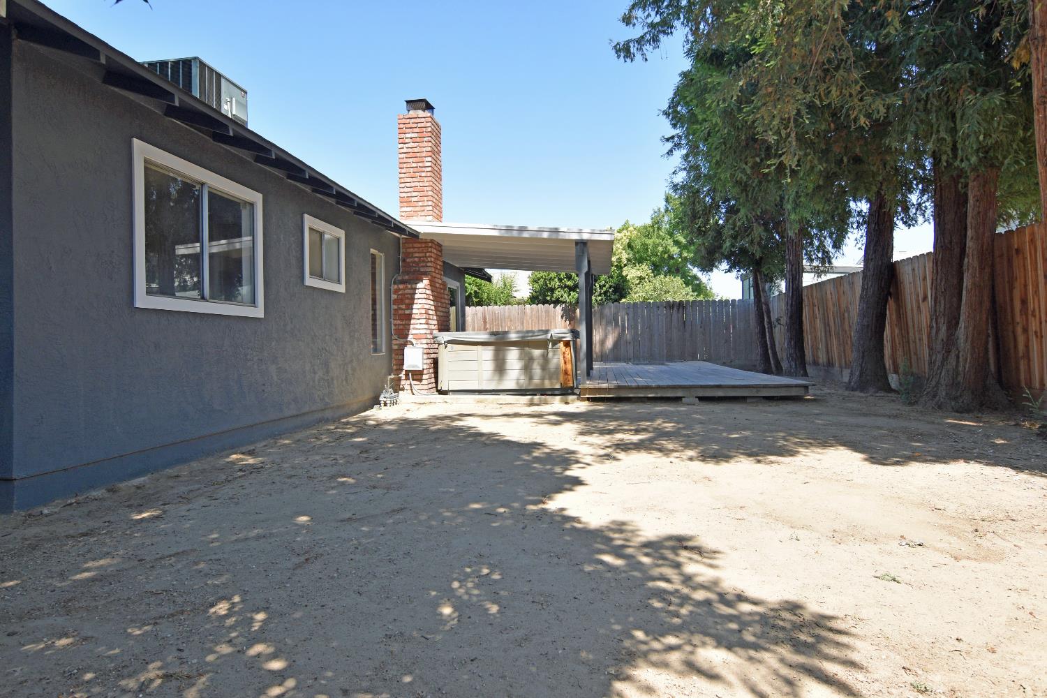 720 Bluefield Avenue