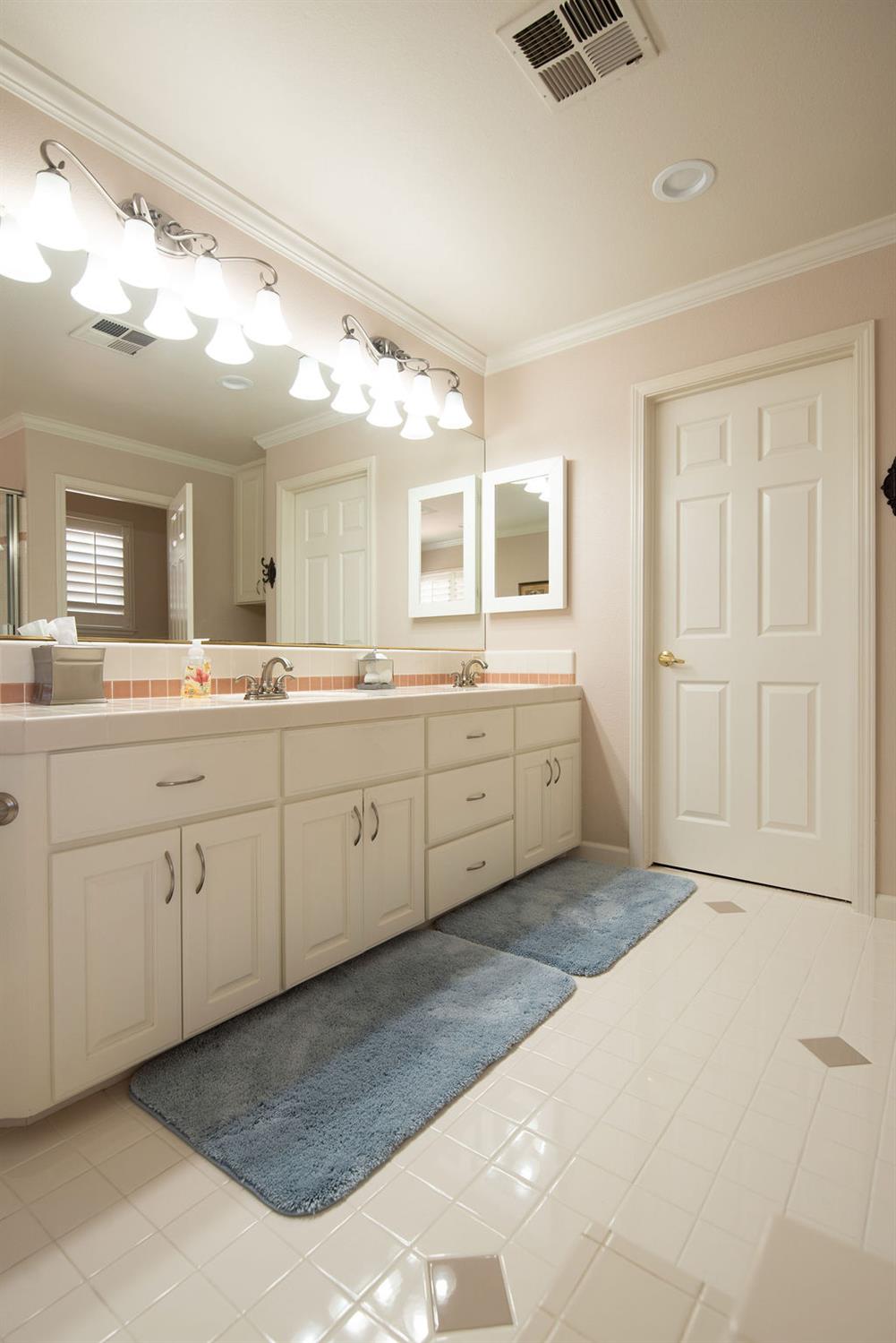 2135 Bristol Park Circle