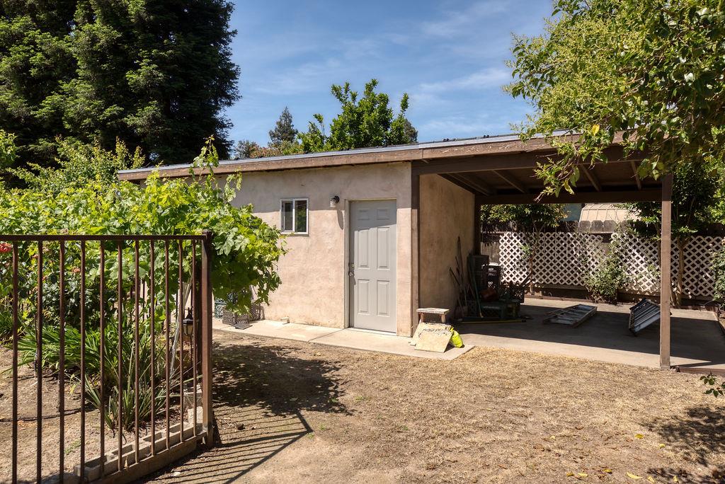 1031 N Daubenberger Road