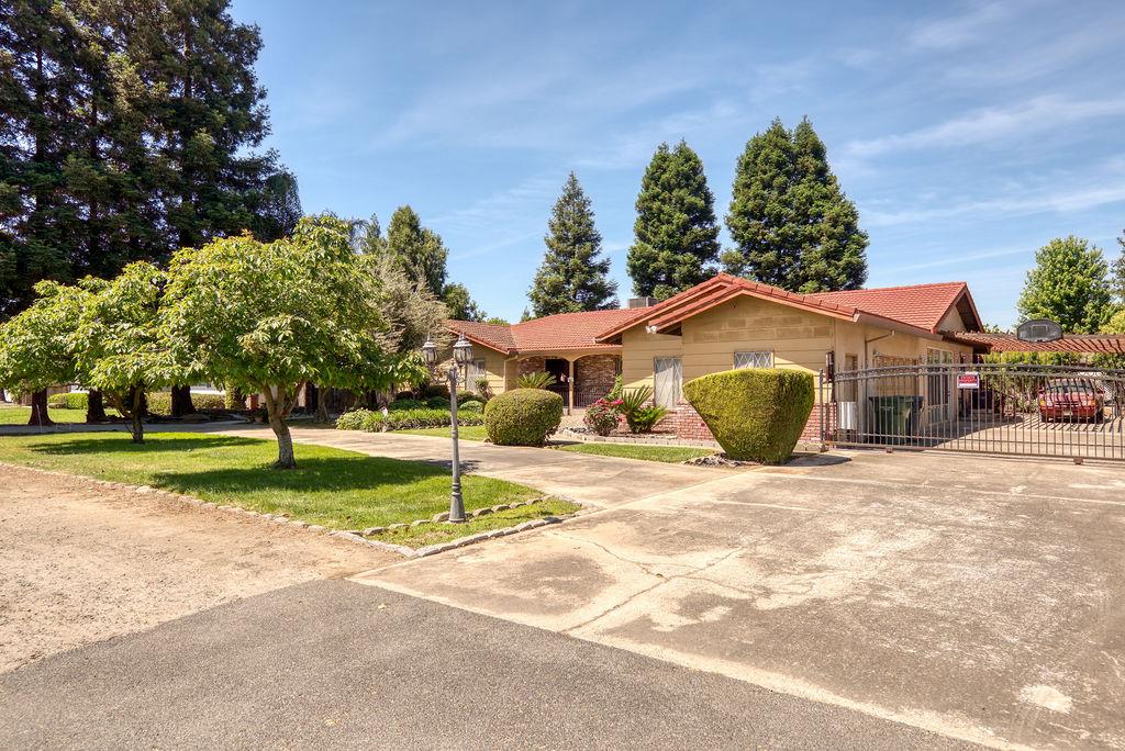 1031 N Daubenberger Road