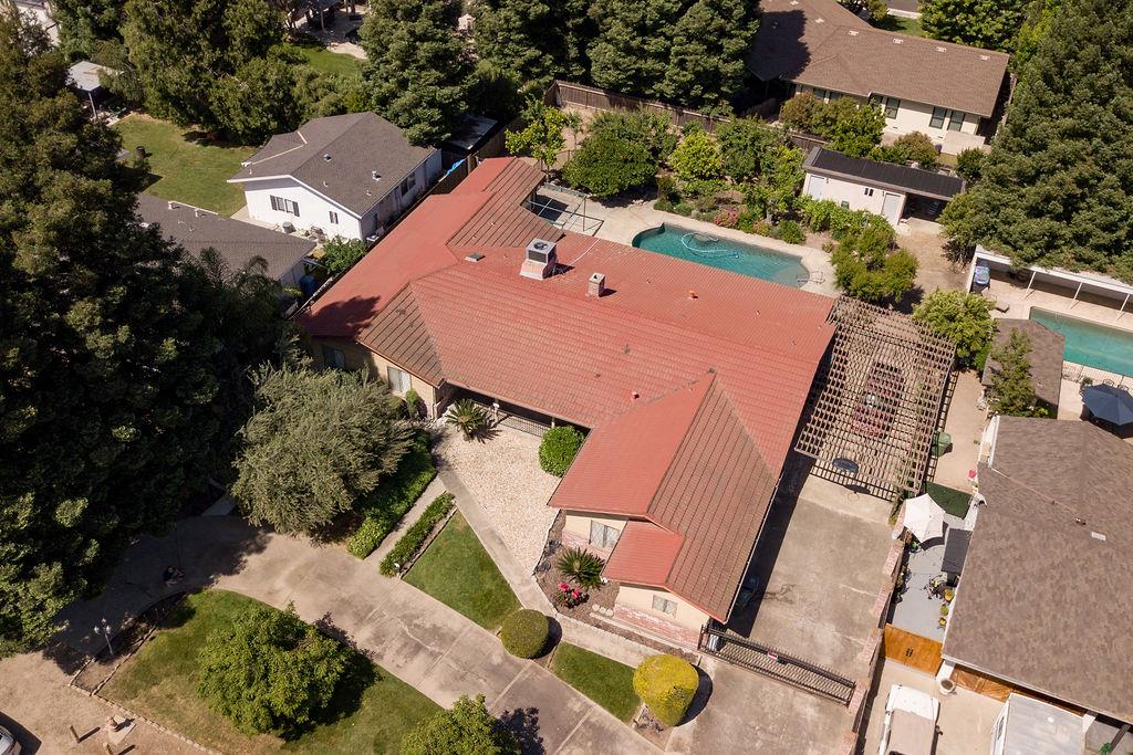 1031 N Daubenberger Road