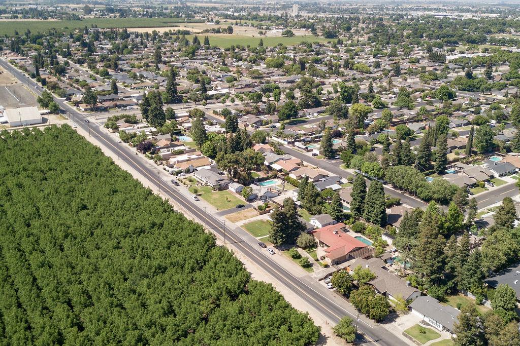 1031 N Daubenberger Road