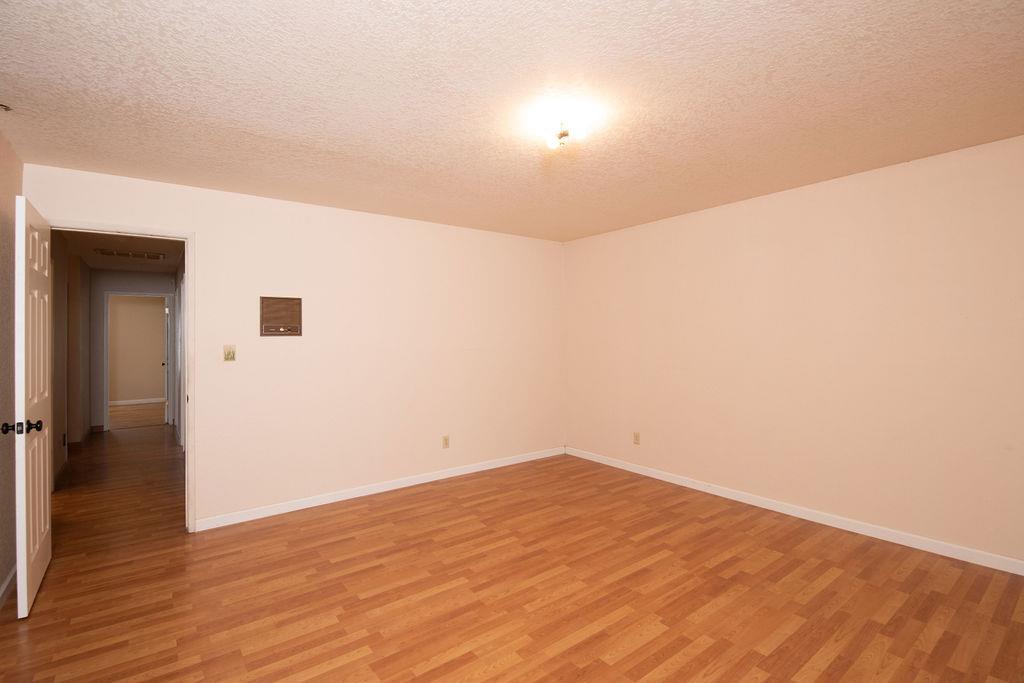 1031 N Daubenberger Road