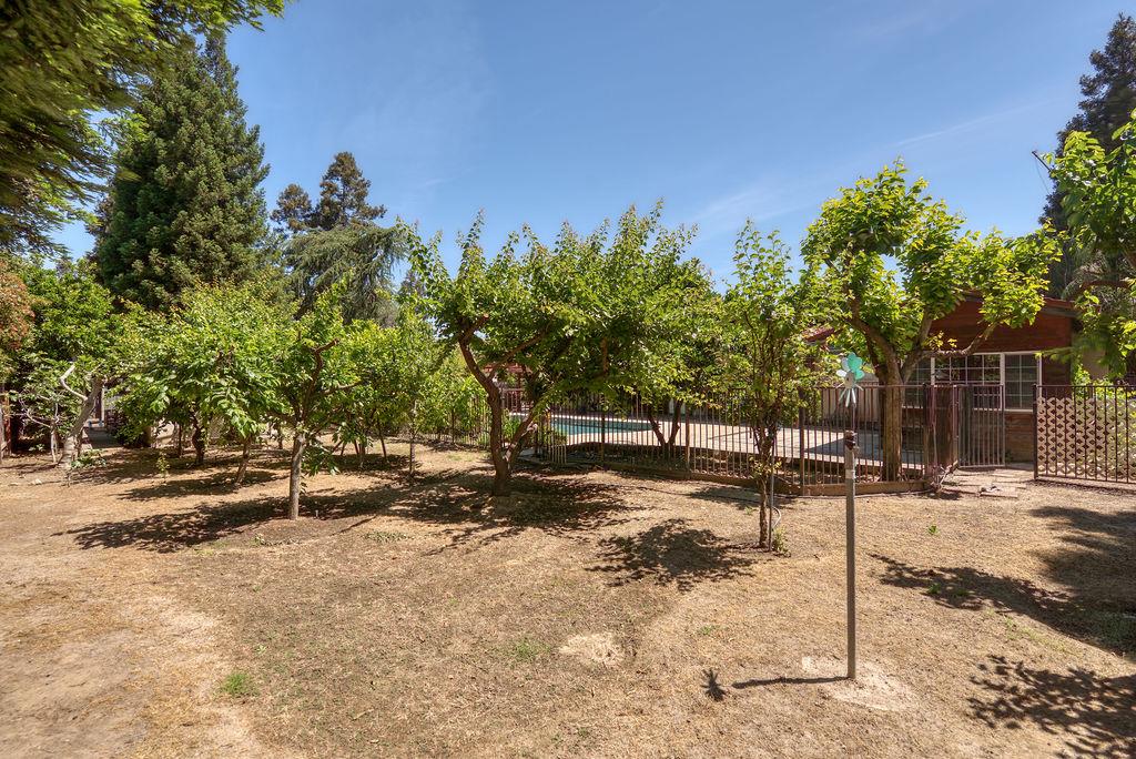 1031 N Daubenberger Road