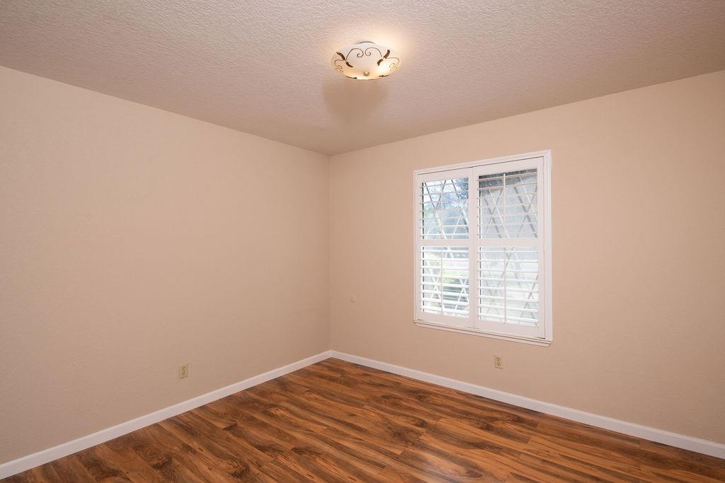 1031 N Daubenberger Road