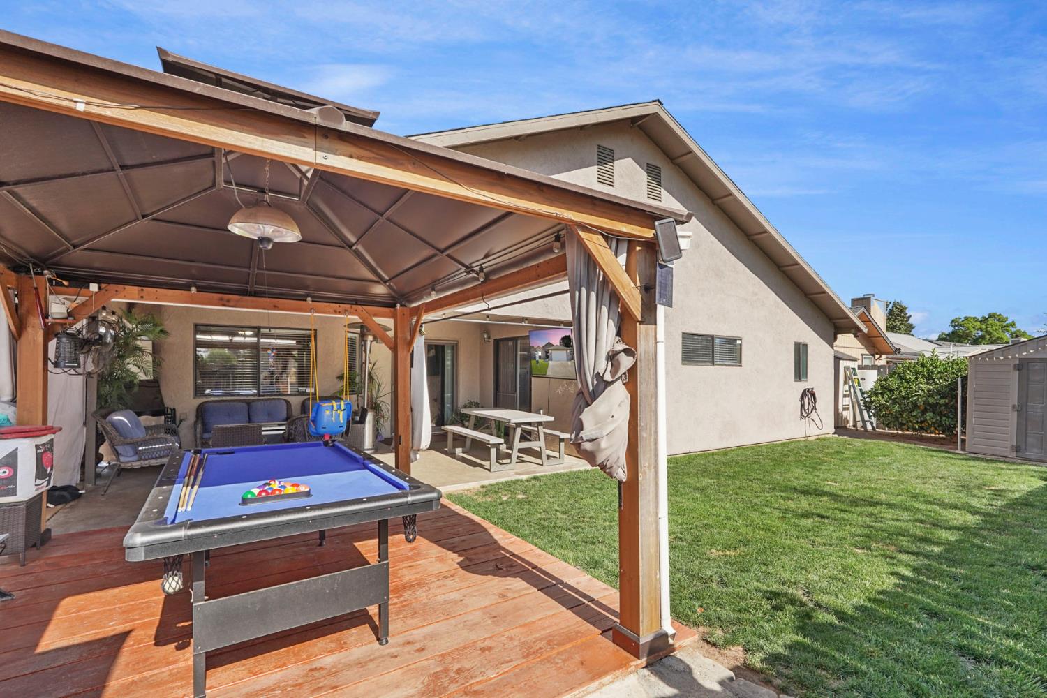 410 Arboles Way
