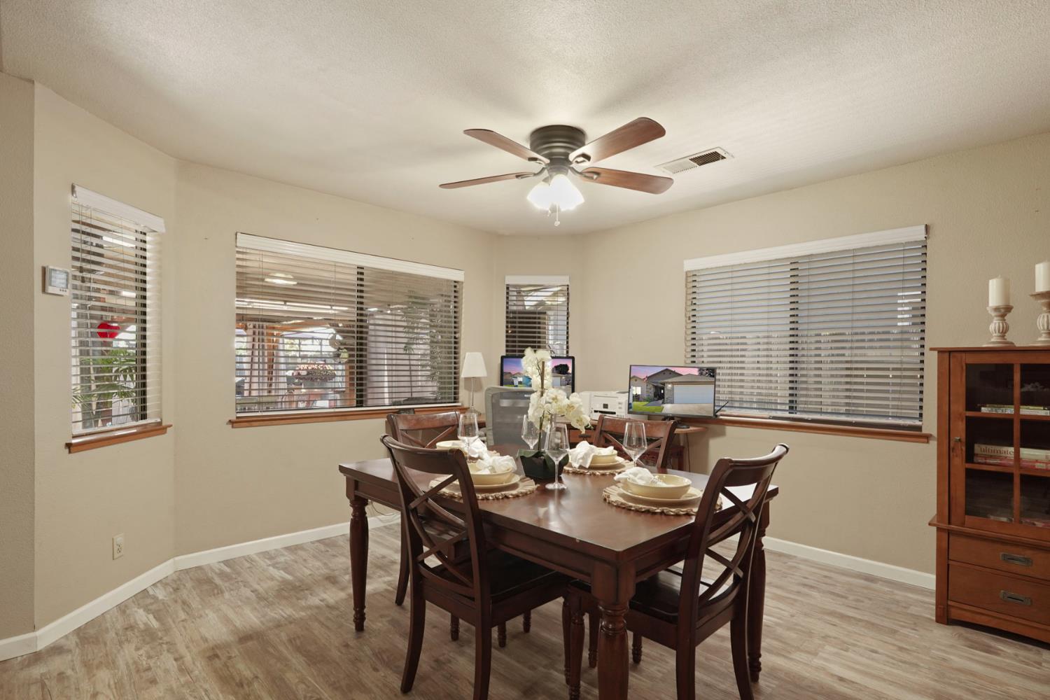 410 Arboles Way