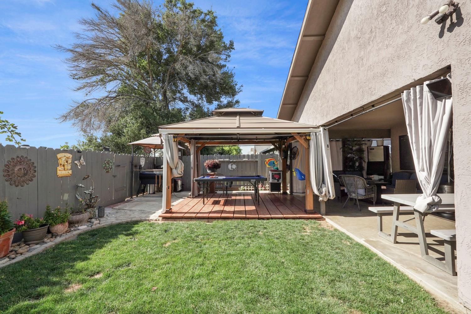 410 Arboles Way
