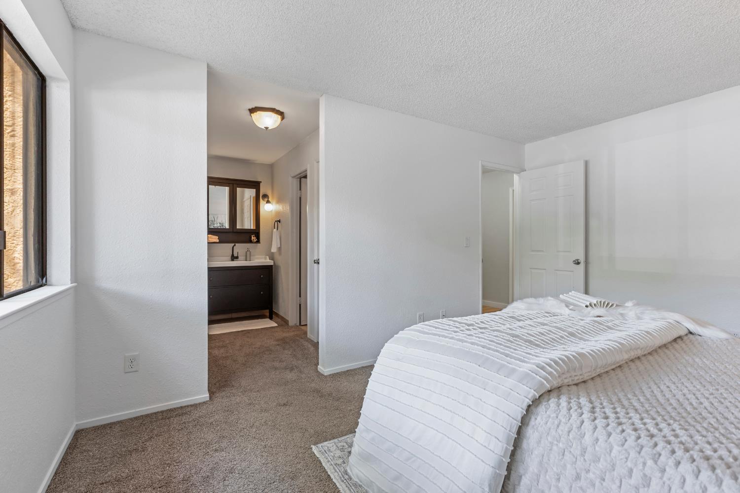 3424 Vintage Drive 142