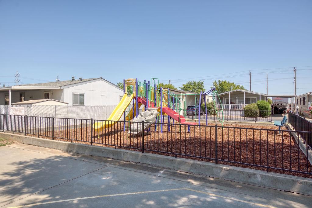 1528 Playground Way 125