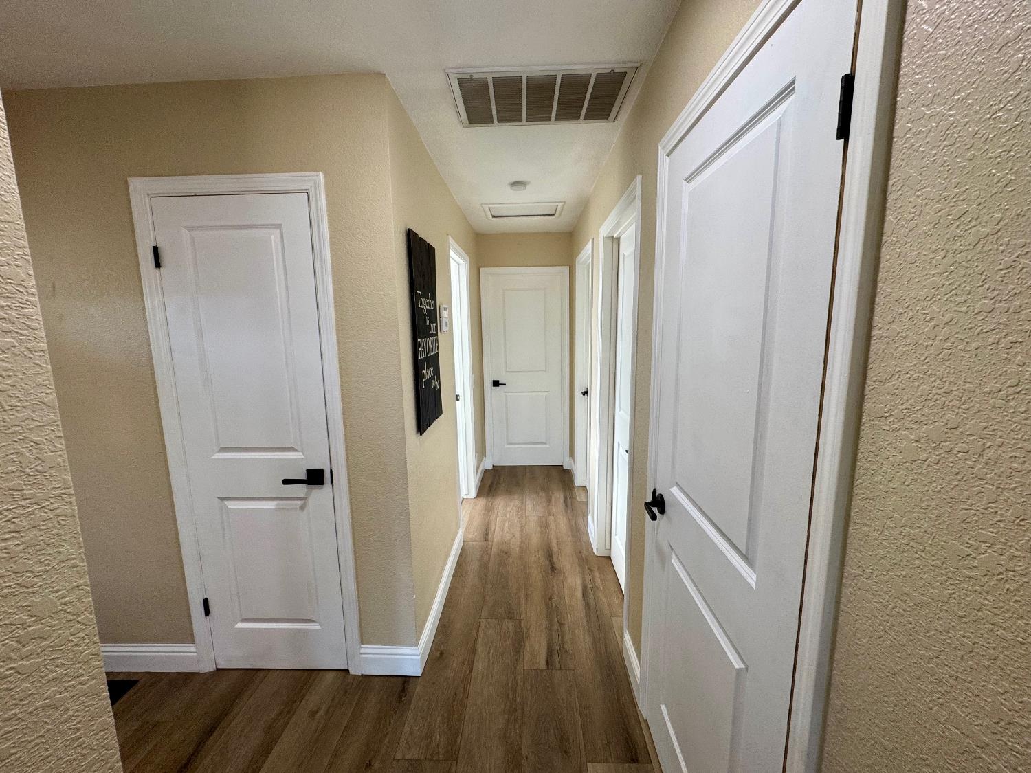 570 S Minaret Avenue