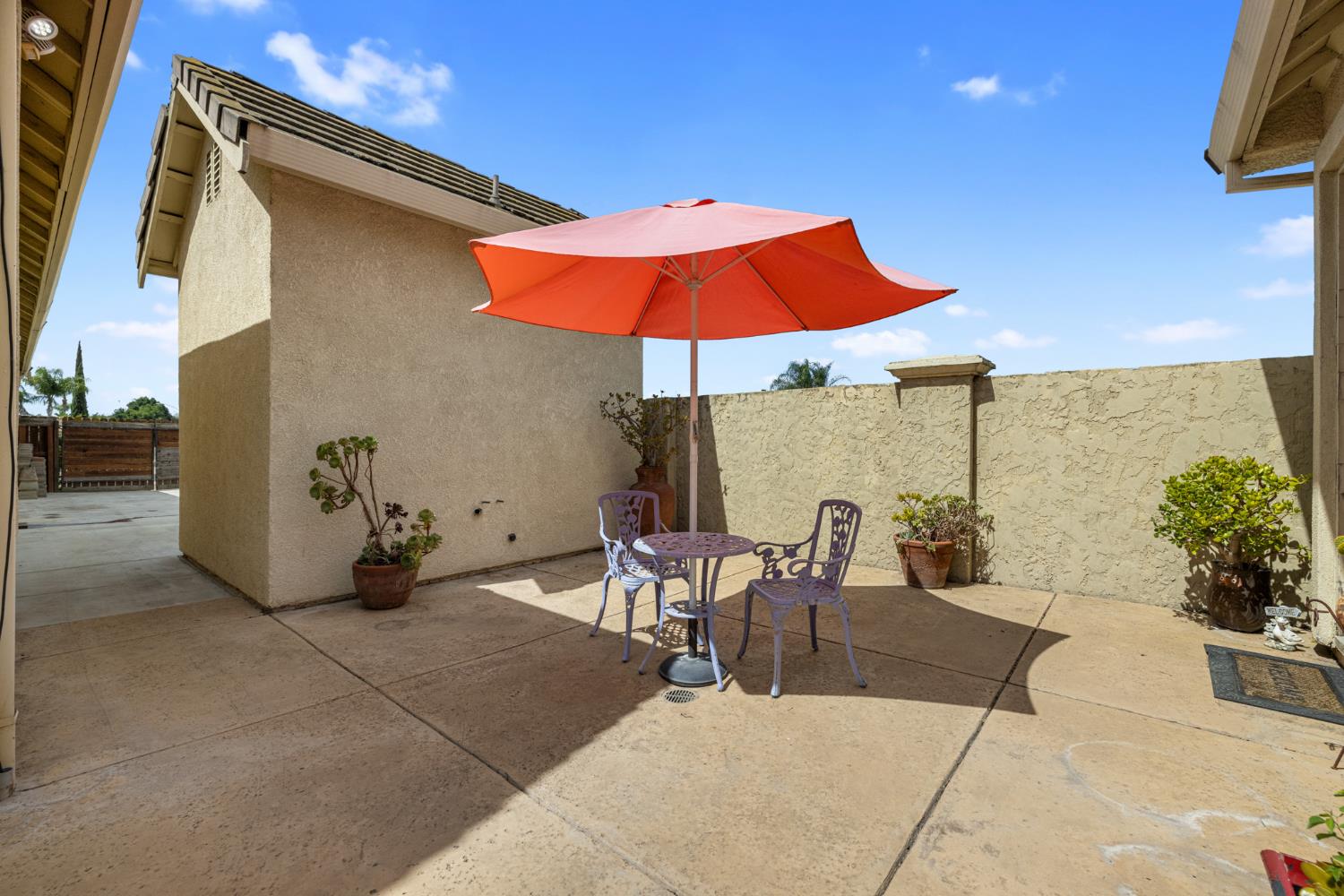 3501 Valley Oak Drive