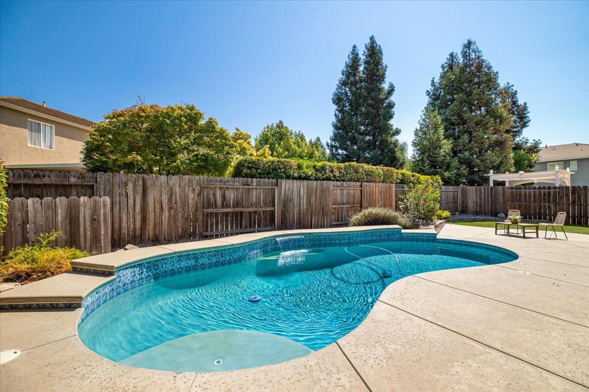 2112 Steinbeck Drive