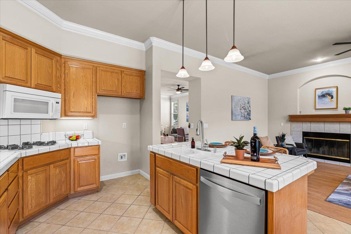 2112 Steinbeck Drive