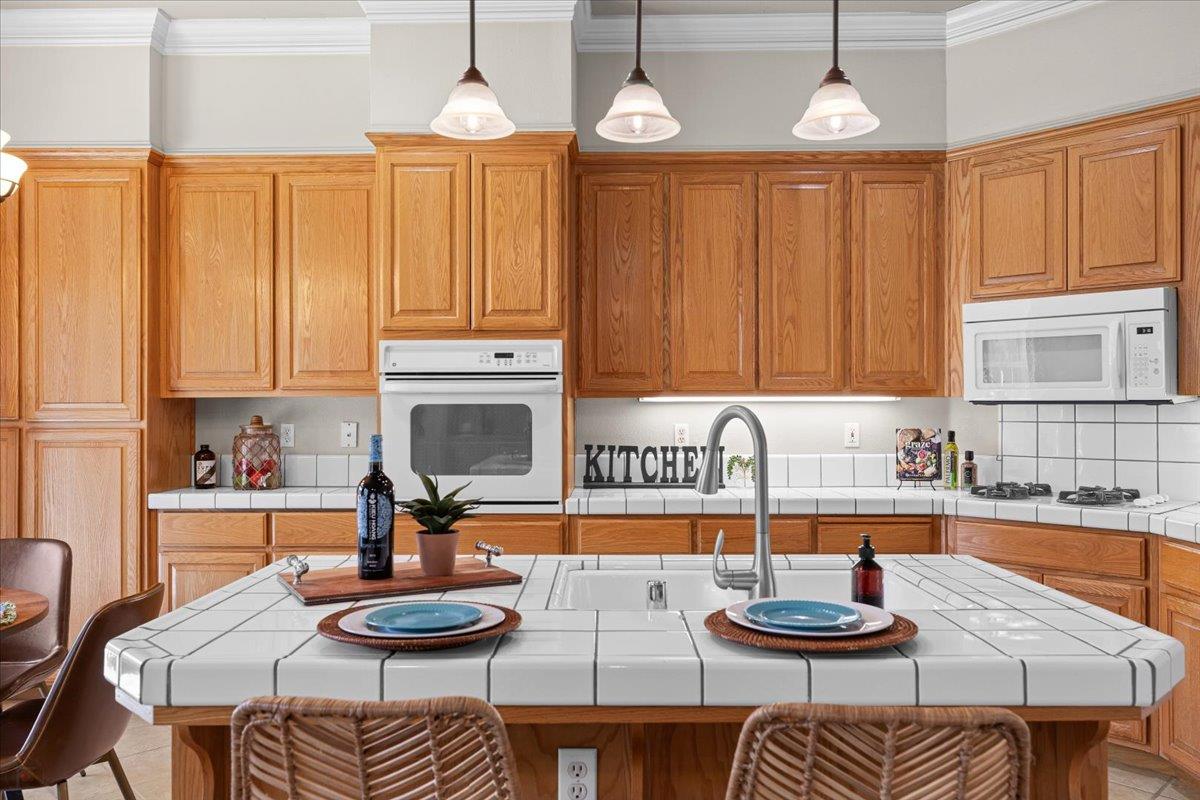 2112 Steinbeck Drive