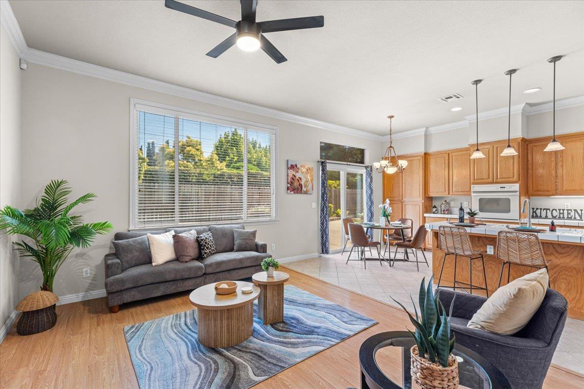 2112 Steinbeck Drive