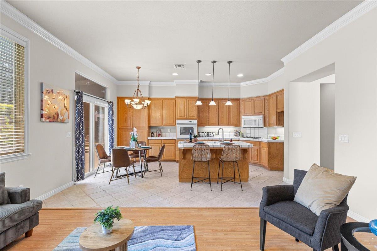 2112 Steinbeck Drive