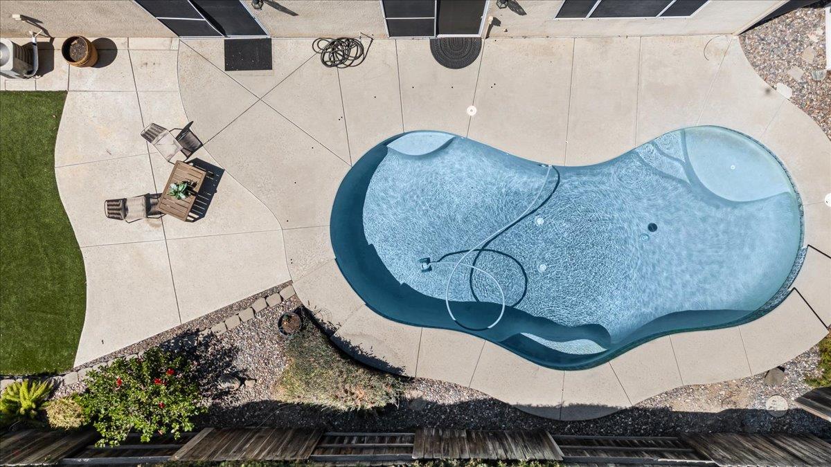 2112 Steinbeck Drive