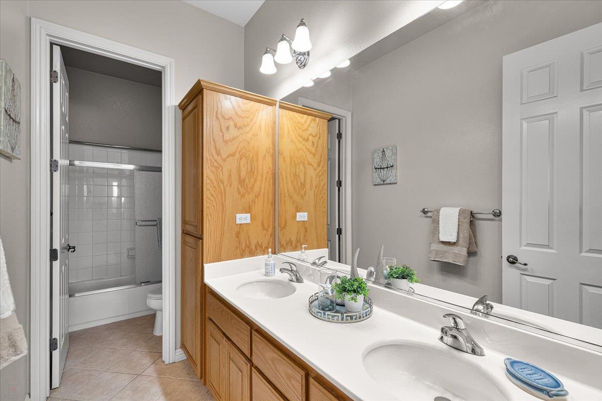 2112 Steinbeck Drive