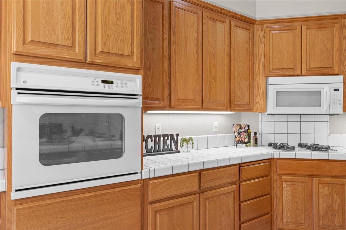 2112 Steinbeck Drive