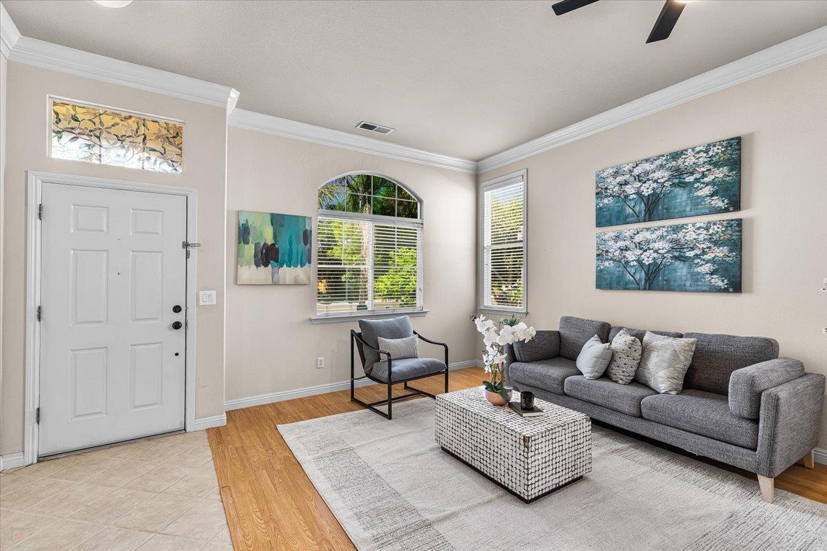 2112 Steinbeck Drive