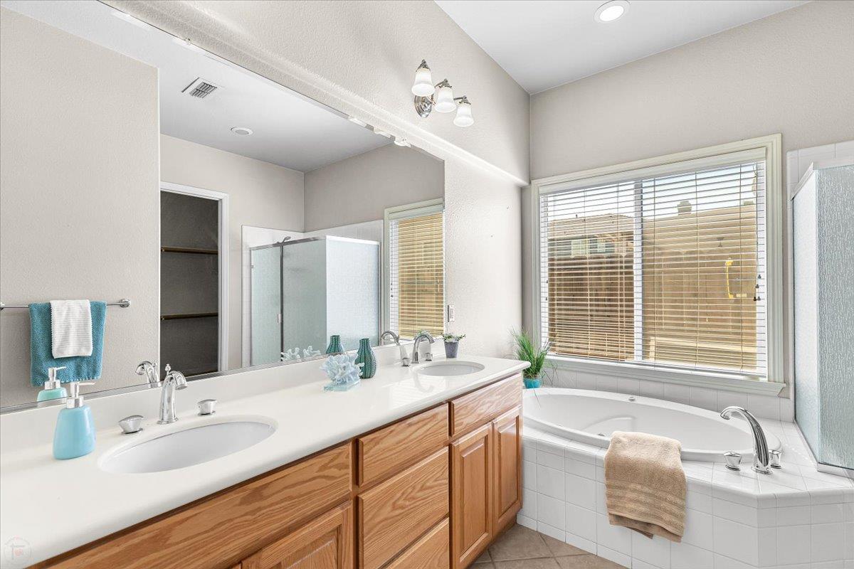 2112 Steinbeck Drive