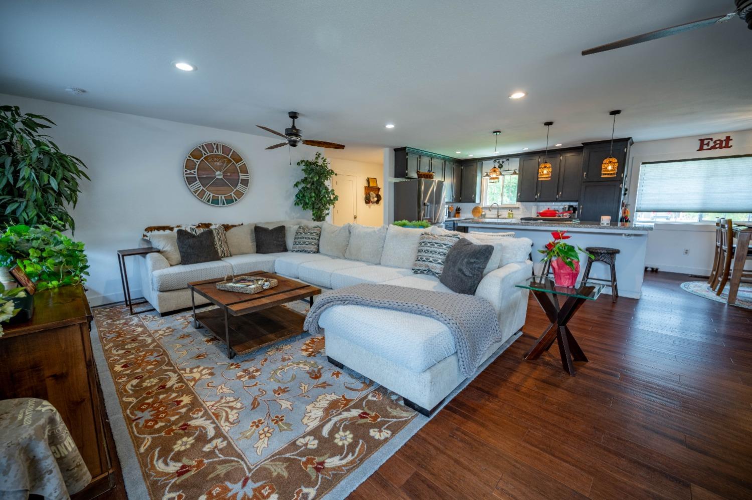 7737 Gilbert Road