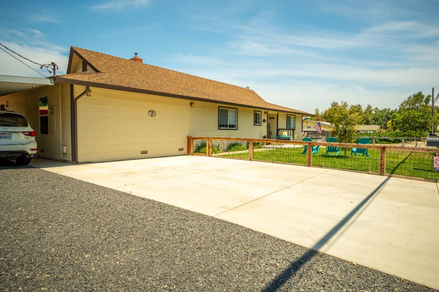 7737 Gilbert Road