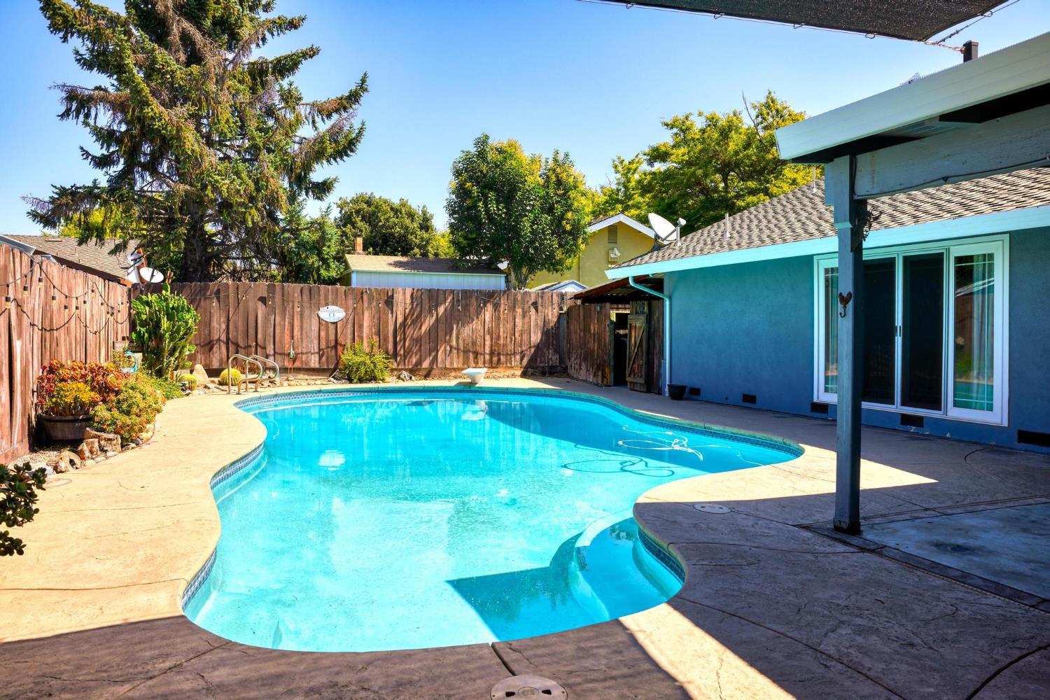 3329 Breckenridge Way