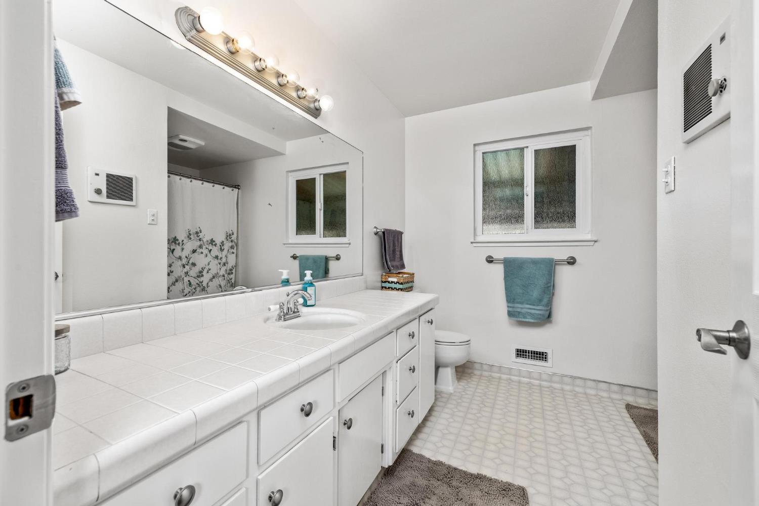 3329 Breckenridge Way