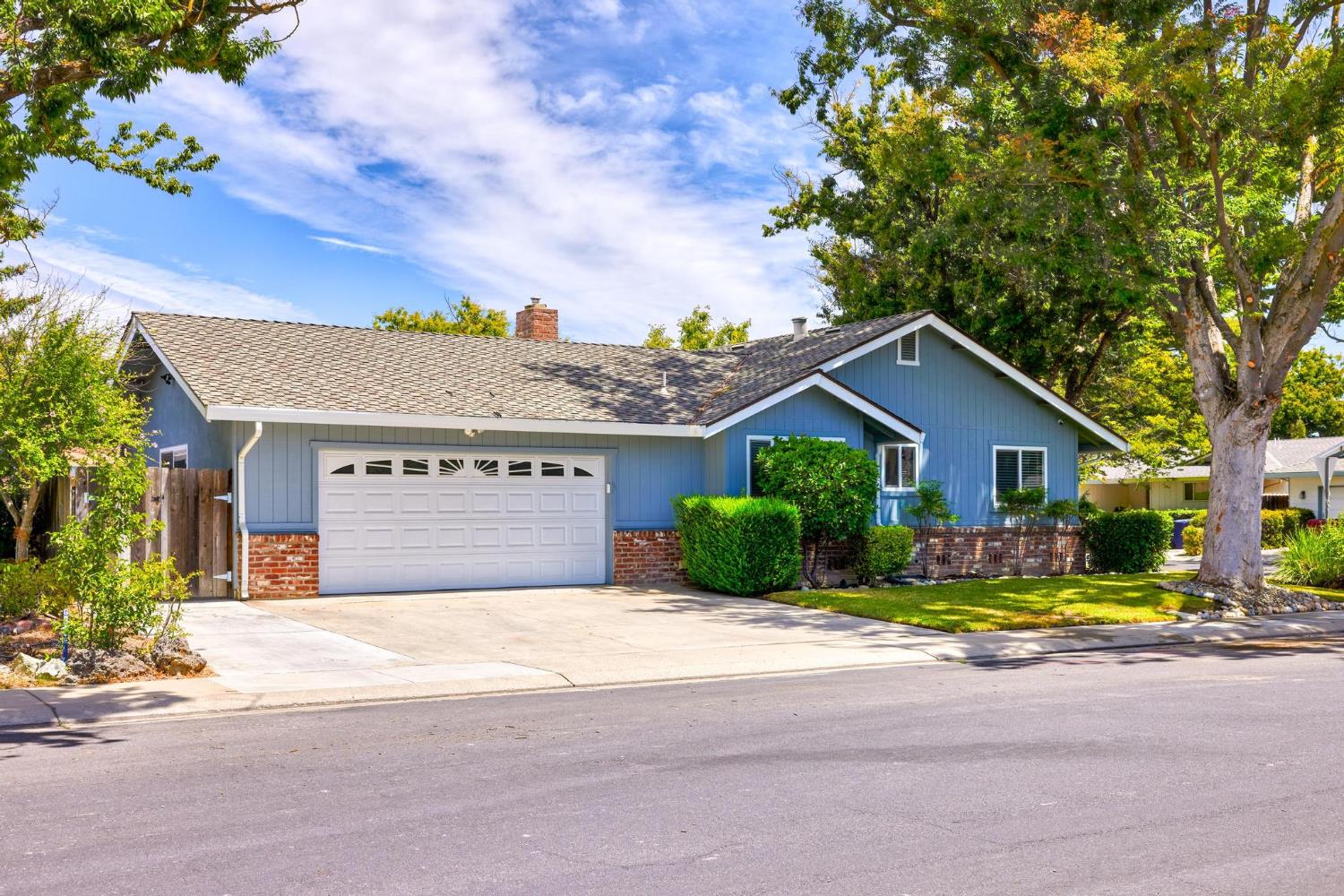 3329 Breckenridge Way