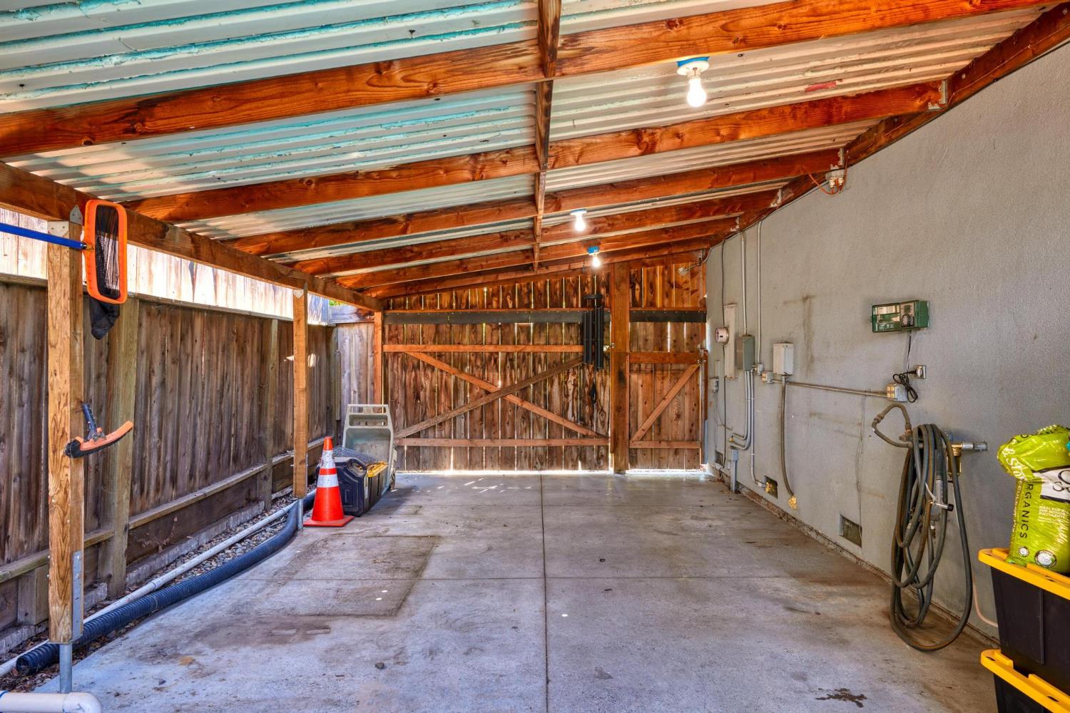 3329 Breckenridge Way