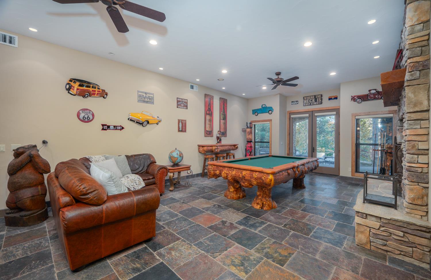 1834 Thunderbolt Trail