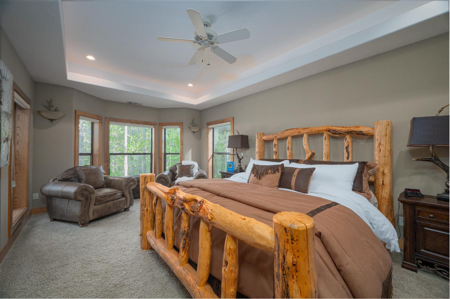 1834 Thunderbolt Trail