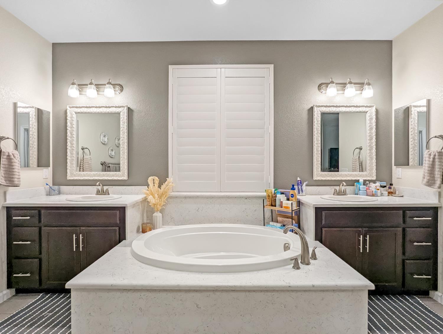 3212 Green Hill Lane