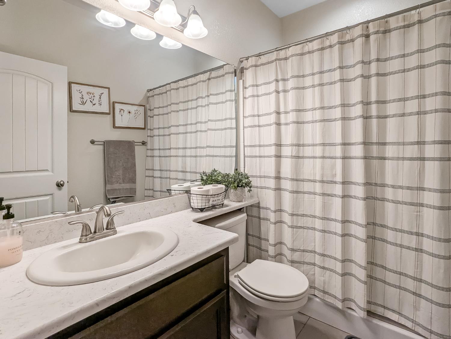 3212 Green Hill Lane